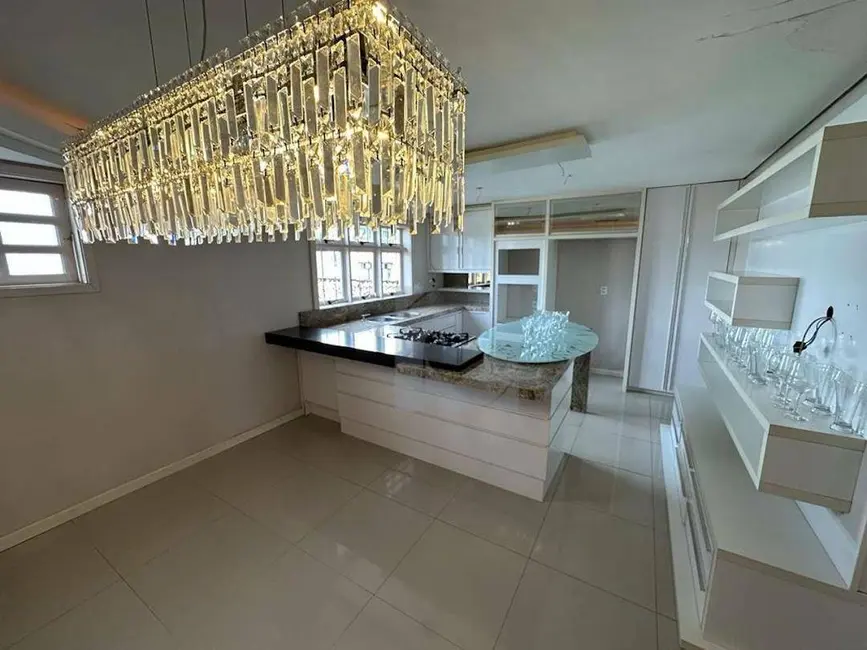 Casa com 5 quartos à venda, 271m2 em Centro, Portao - RS - imagem 3 Foto 3 de Casa com 5 quartos à venda, 271m2 em Centro, Portao - RS