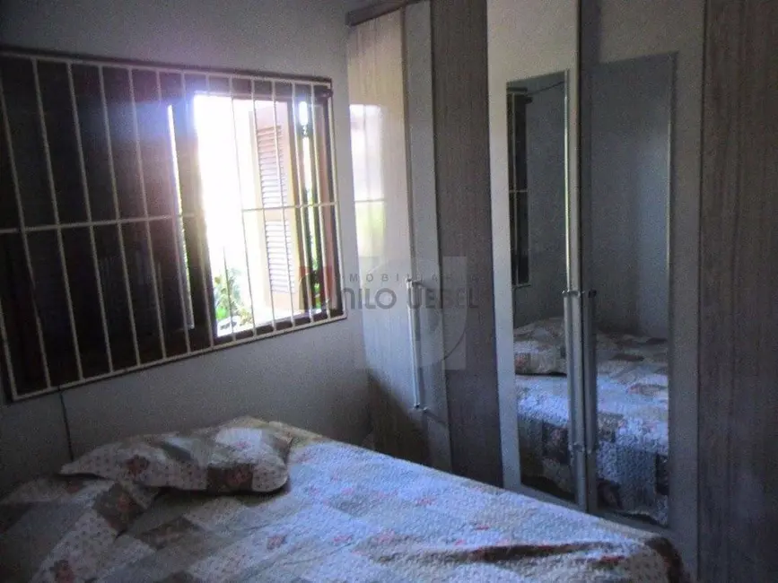 Casa com 4 quartos à venda, 720m2 em Centro, Portao - RS - imagem 8 Foto 8 de Casa com 4 quartos à venda, 720m2 em Centro, Portao - RS