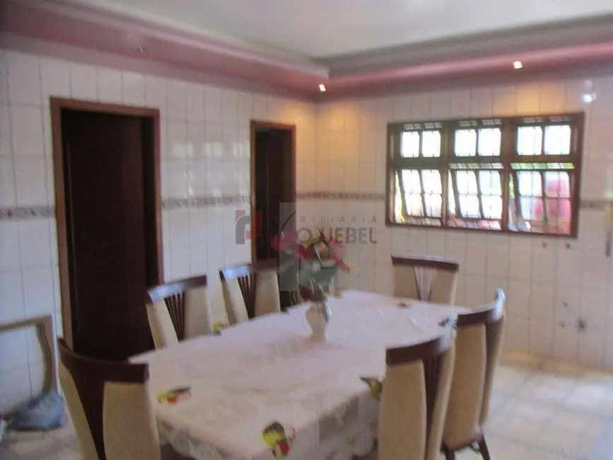 Casa com 4 quartos à venda, 720m2 em Centro, Portao - RS - imagem 3 Foto 3 de Casa com 4 quartos à venda, 720m2 em Centro, Portao - RS