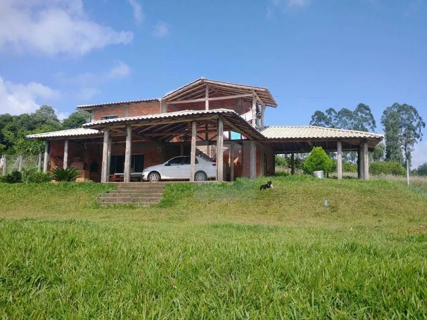 Foto 5 de Chácara com 2 quartos à venda, 132m2 em Sao Sebastiao Do Cai - RS