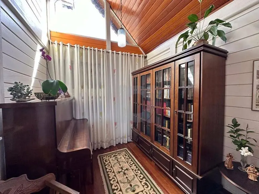 Foto 7 de Casa com 3 quartos à venda, 810m2 em Portao - RS