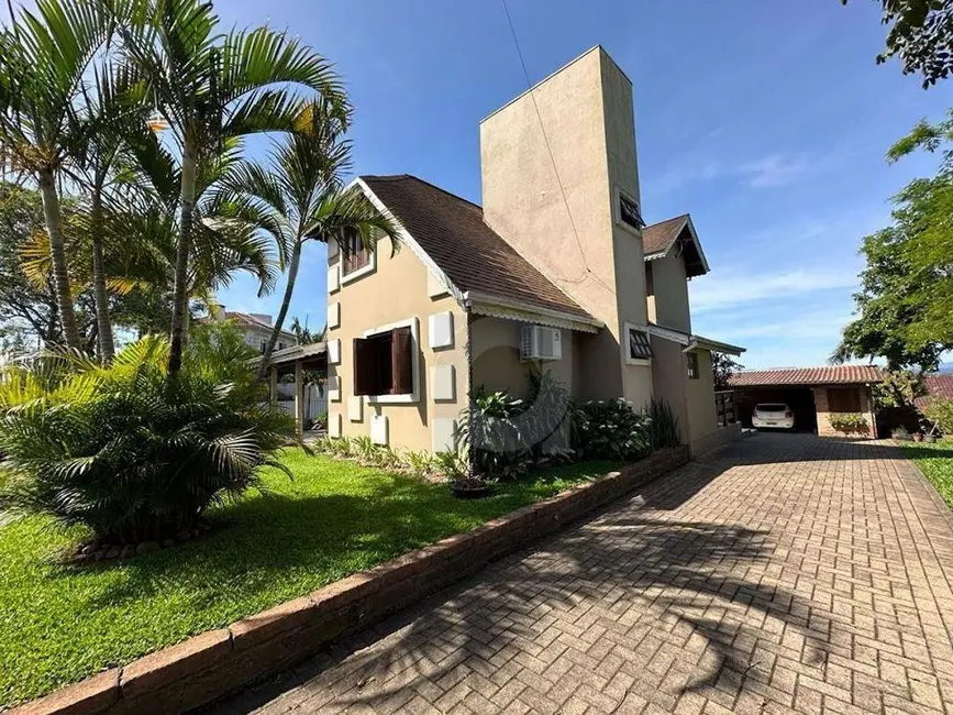 Foto 3 de Casa com 3 quartos à venda, 810m2 em Portao - RS