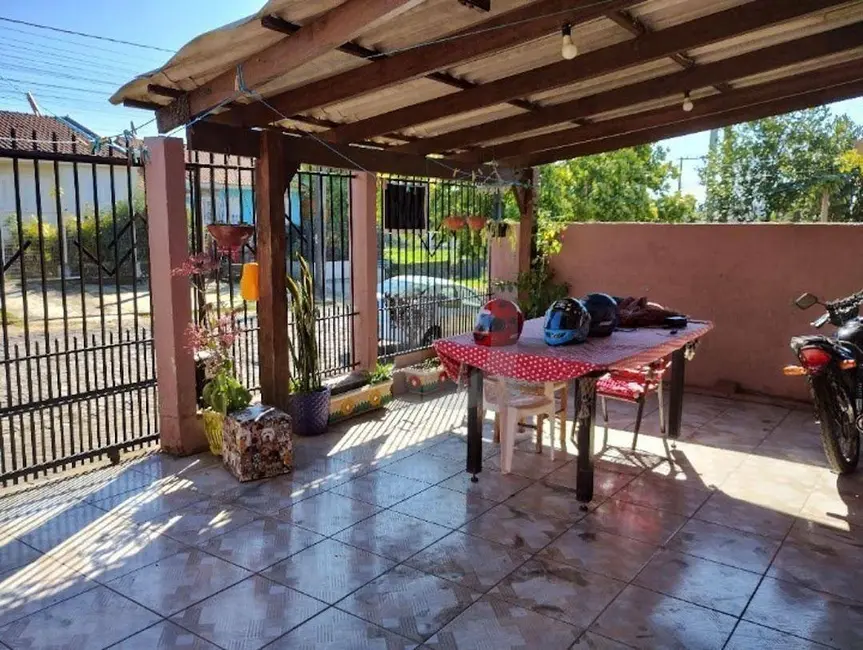 Foto 2 de Casa com 2 quartos à venda, 160m2 em Portao - RS