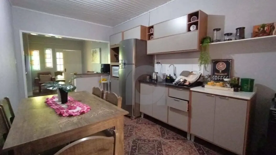 Casa com 3 quartos à venda, 78m2 em Portao - RS - imagem 5 Foto 5 de Casa com 3 quartos à venda, 78m2 em Portao - RS