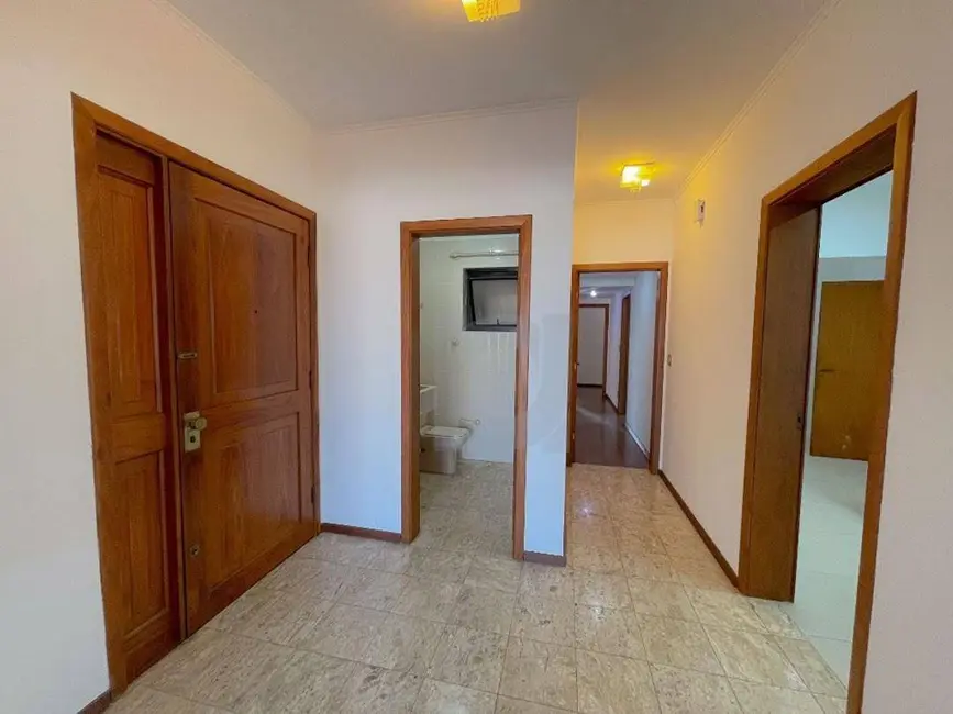 Apartamento com 3 quartos à venda, 207m2 em Centro, Sao Leopoldo - RS - imagem 6 Foto 6 de Apartamento com 3 quartos à venda, 207m2 em Centro, Sao Leopoldo - RS