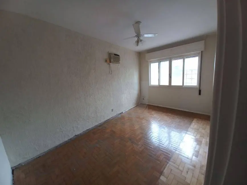 Casa com 3 quartos à venda, 232m2 em Centro, Sao Leopoldo - RS - imagem 5 Foto 5 de Casa com 3 quartos à venda, 232m2 em Centro, Sao Leopoldo - RS