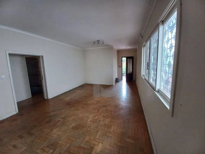 Casa com 3 quartos à venda, 232m2 em Centro, Sao Leopoldo - RS - imagem 4 Foto 4 de Casa com 3 quartos à venda, 232m2 em Centro, Sao Leopoldo - RS