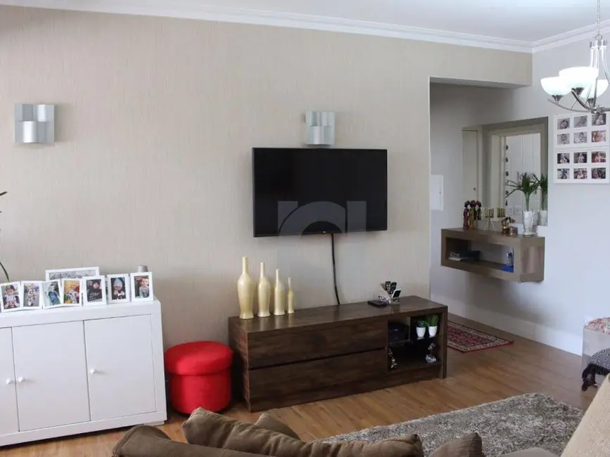 Apartamento com 2 quartos à venda, 107m2 em Centro, Novo Hamburgo - RS - imagem 3 Foto 3 de Apartamento com 2 quartos à venda, 107m2 em Centro, Novo Hamburgo - RS