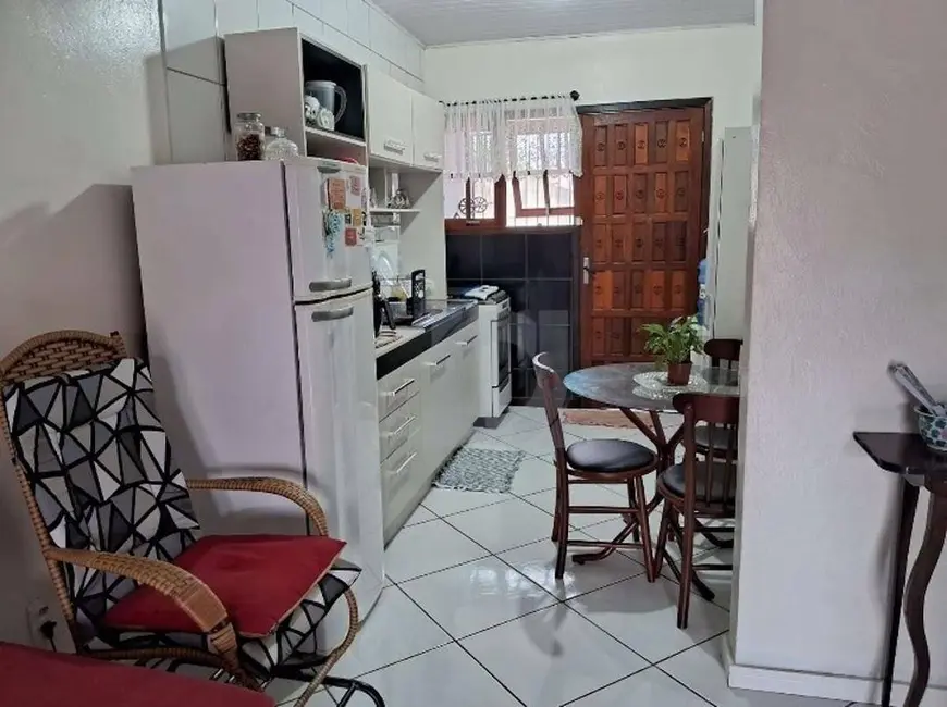 Foto 3 de Casa com 2 quartos à venda, 198m2 em Feitoria, Sao Leopoldo - RS