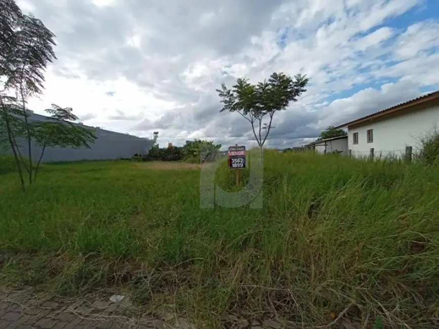 Foto 1 de Terreno / Lote à venda, 360m2 em Portao - RS