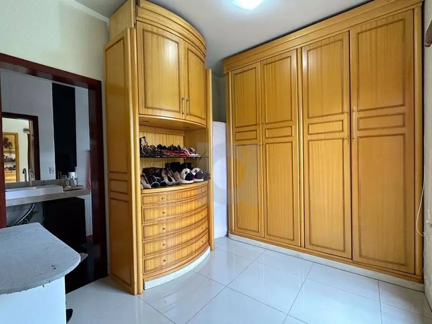 Casa com 3 quartos à venda, 363m2 em Portao - RS - imagem 5 Foto 5 de Casa com 3 quartos à venda, 363m2 em Portao - RS