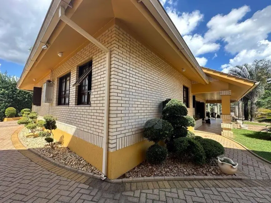 Casa com 5 quartos à venda, 1440m2 em Portao - RS - imagem 9 Foto 9 de Casa com 5 quartos à venda, 1440m2 em Portao - RS