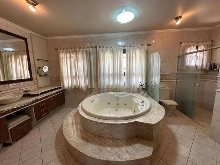 Casa com 5 quartos à venda, 1440m2 em Portao - RS - imagem 4 Foto 4 de Casa com 5 quartos à venda, 1440m2 em Portao - RS