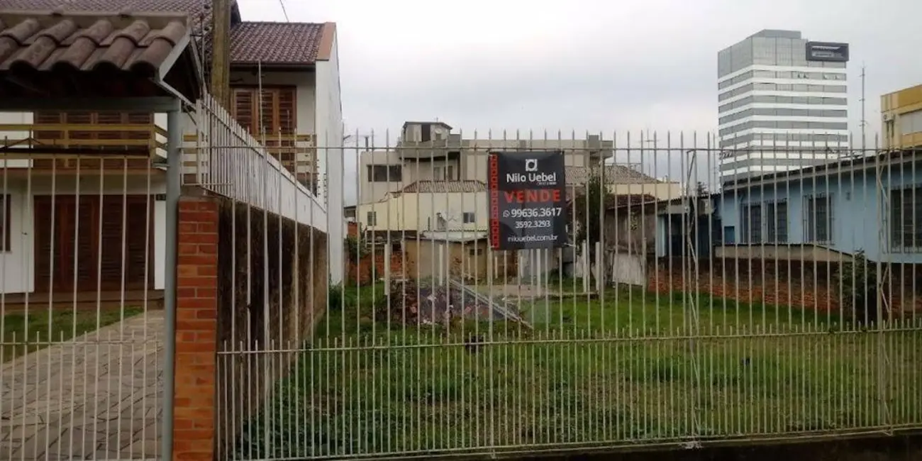 Foto 1 de Terreno / Lote à venda, 418m2 em Centro, Esteio - RS