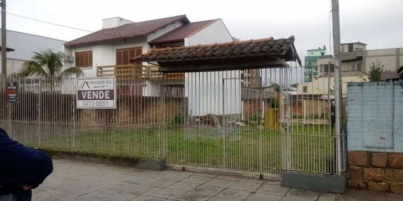 Foto 3 de Terreno / Lote à venda, 418m2 em Centro, Esteio - RS
