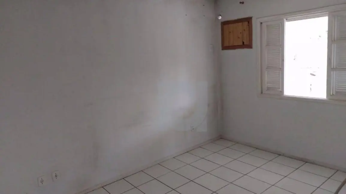 Foto 4 de Sobrado com 5 quartos à venda, 140m2 em Scharlau, Sao Leopoldo - RS