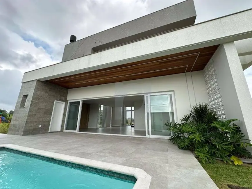 Foto 2 de Casa de Condomínio com 3 quartos à venda, 402m2 em Centro, Portao - RS