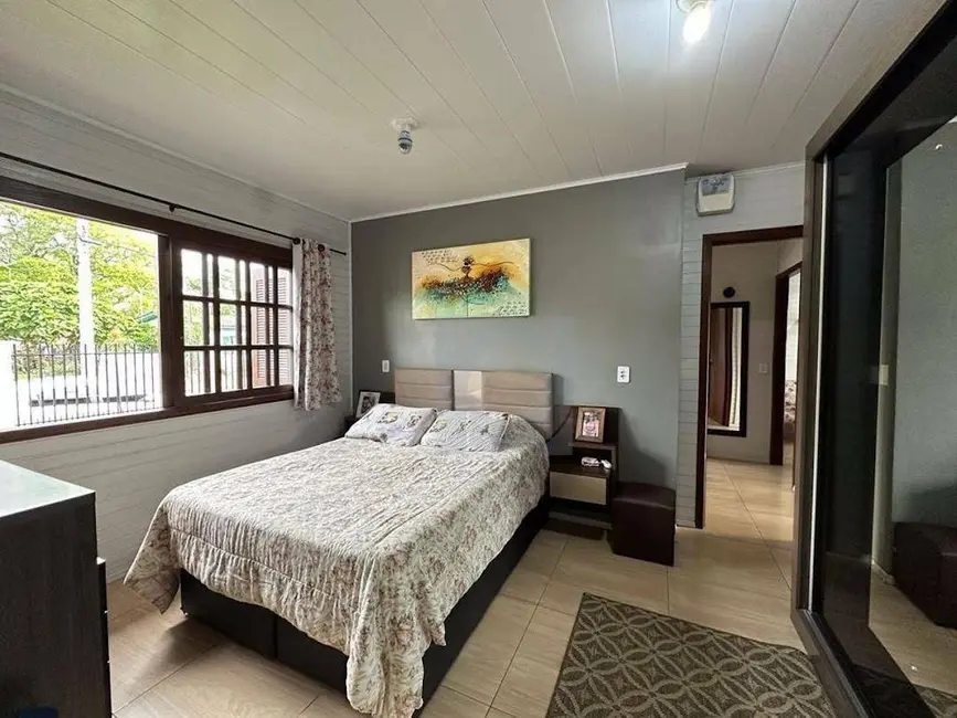 Casa com 3 quartos à venda, 360m2 em Portao - RS - imagem 6 Foto 6 de Casa com 3 quartos à venda, 360m2 em Portao - RS