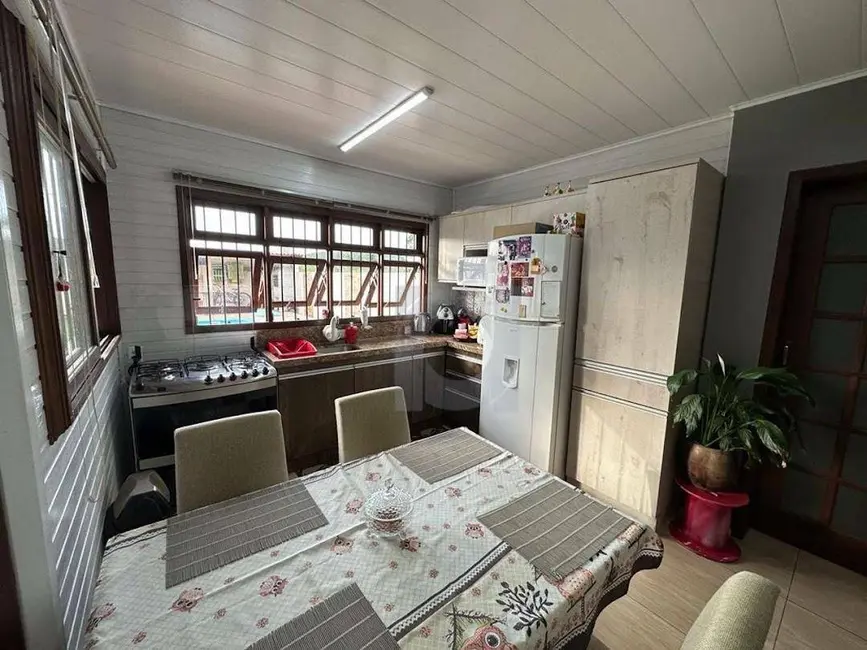 Casa com 3 quartos à venda, 360m2 em Portao - RS - imagem 4 Foto 4 de Casa com 3 quartos à venda, 360m2 em Portao - RS