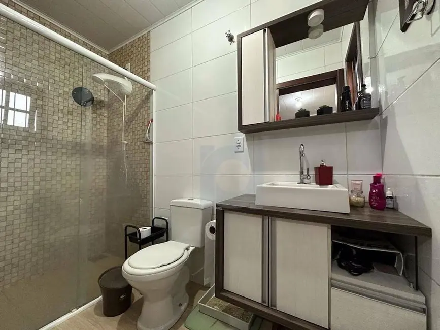 Casa com 3 quartos à venda, 360m2 em Portao - RS - imagem 9 Foto 9 de Casa com 3 quartos à venda, 360m2 em Portao - RS