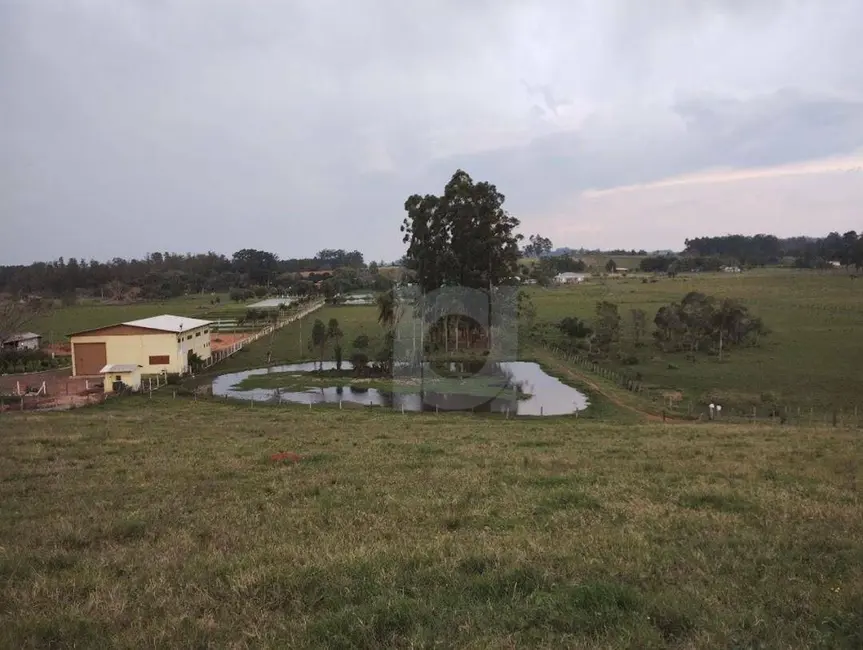 Foto 1 de Terreno / Lote à venda, 60000m2 em Portao - RS