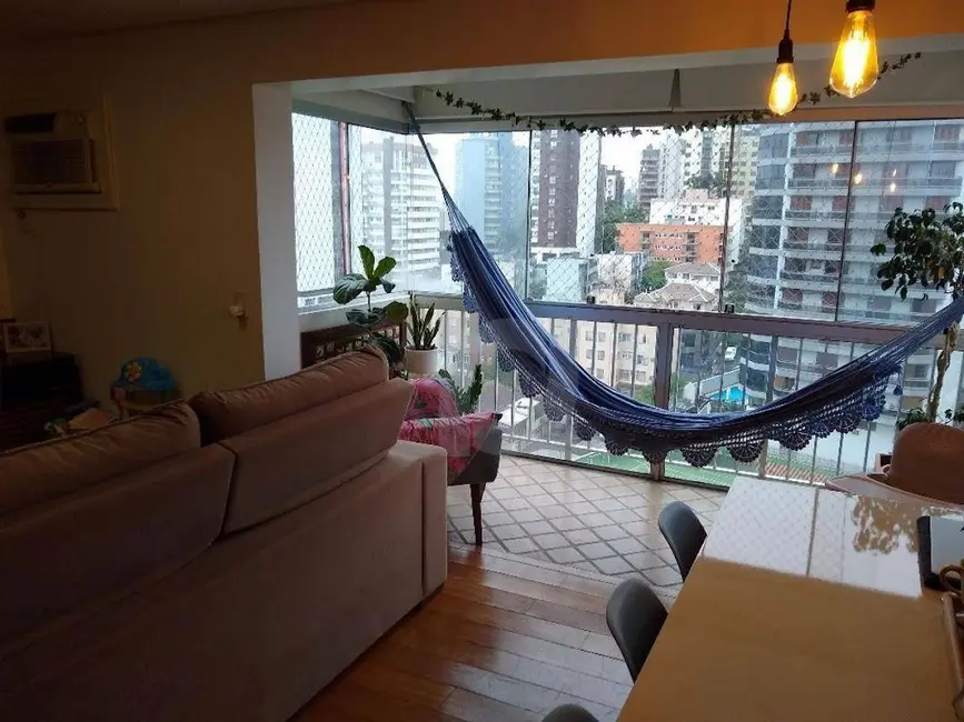 Apartamento com 2 quartos à venda, 127m2 em Centro, Novo Hamburgo - RS - imagem 6 Foto 6 de Apartamento com 2 quartos à venda, 127m2 em Centro, Novo Hamburgo - RS