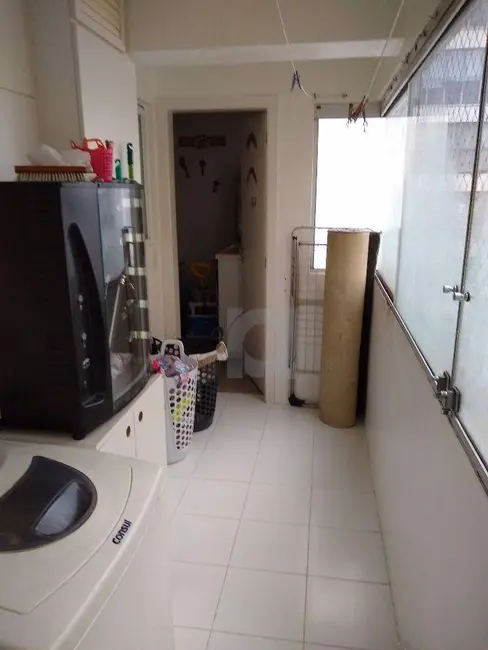 Apartamento com 2 quartos à venda, 127m2 em Centro, Novo Hamburgo - RS - imagem 9 Foto 9 de Apartamento com 2 quartos à venda, 127m2 em Centro, Novo Hamburgo - RS