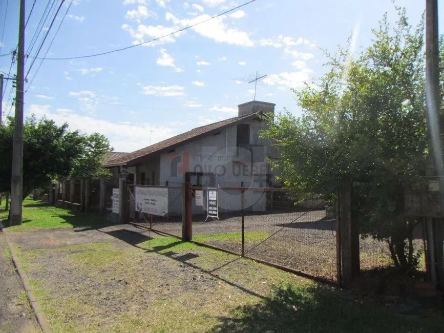 Casa com 3 quartos à venda, 80m2 em Centro, Portao - RS - imagem 3 Foto 3 de Casa com 3 quartos à venda, 80m2 em Centro, Portao - RS