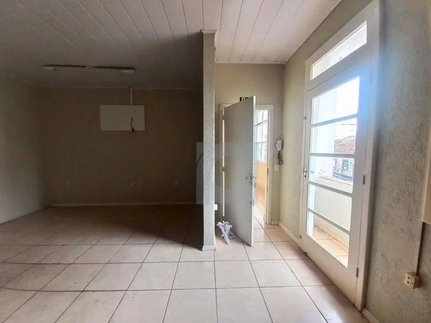 Sala Comercial para alugar, 88m2 em Centro, Sao Leopoldo - RS - imagem 3 Foto 3 de Sala Comercial para alugar, 88m2 em Centro, Sao Leopoldo - RS