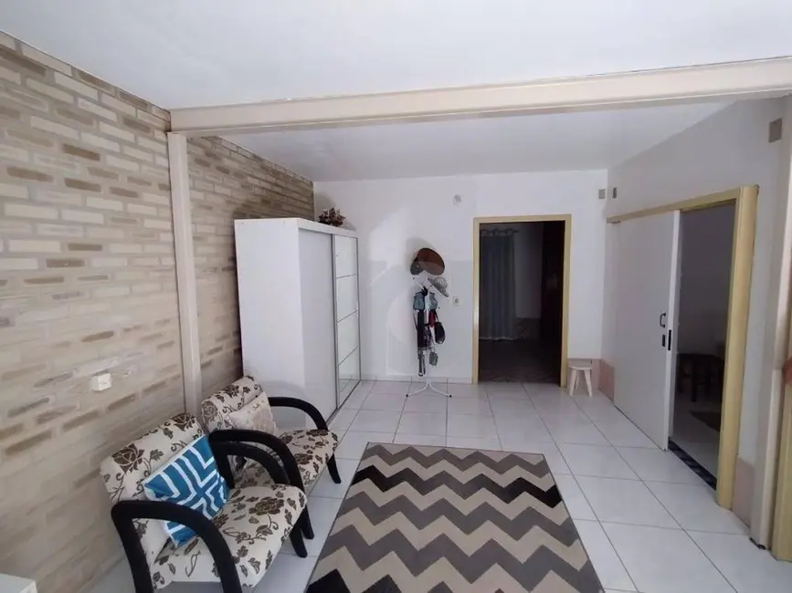 Casa com 2 quartos à venda, 400m2 em Portao - RS - imagem 9 Foto 9 de Casa com 2 quartos à venda, 400m2 em Portao - RS