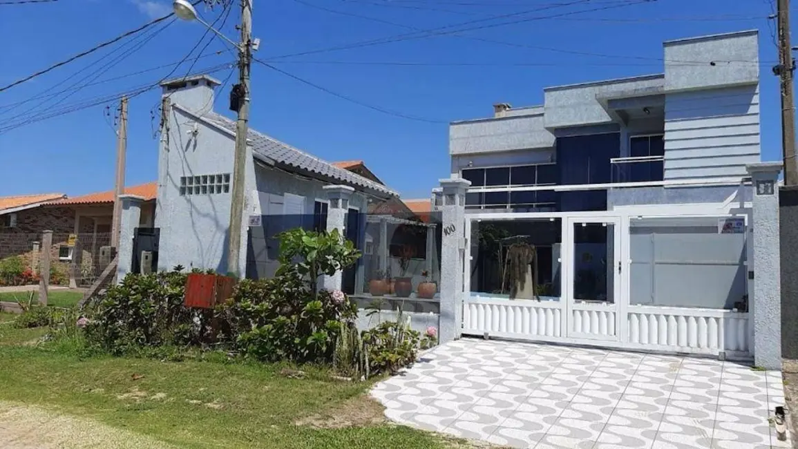 Foto 2 de Casa com 4 quartos à venda, 300m2 em Centro, Imbe - RS