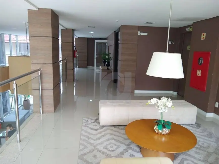 Apartamento com 3 quartos à venda, 169m2 em Centro, Novo Hamburgo - RS - imagem 6 Foto 6 de Apartamento com 3 quartos à venda, 169m2 em Centro, Novo Hamburgo - RS