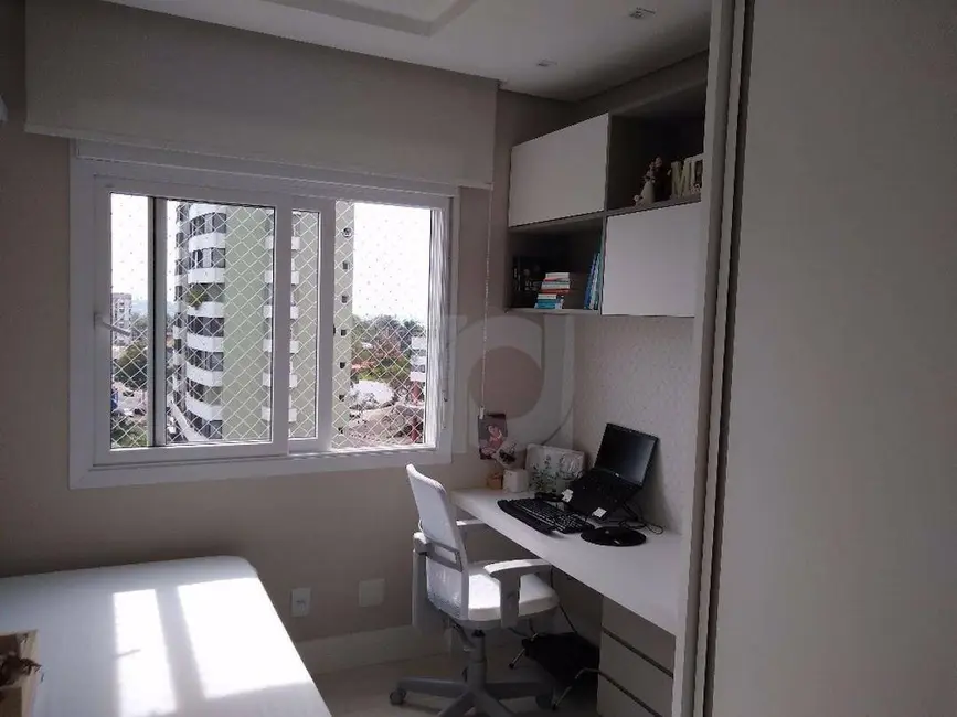 Apartamento com 3 quartos à venda, 169m2 em Centro, Novo Hamburgo - RS - imagem 8 Foto 8 de Apartamento com 3 quartos à venda, 169m2 em Centro, Novo Hamburgo - RS