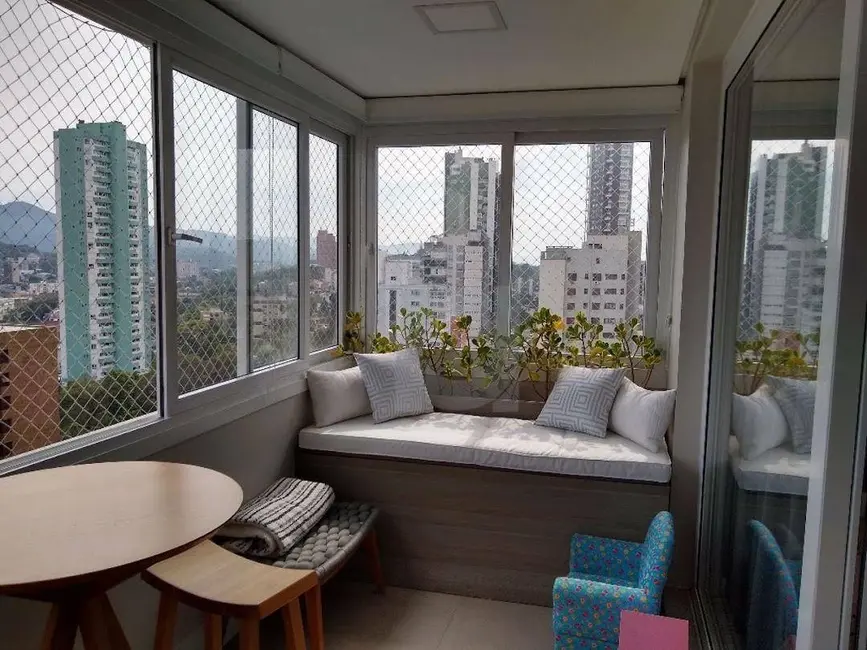 Apartamento com 3 quartos à venda, 169m2 em Centro, Novo Hamburgo - RS - imagem 3 Foto 3 de Apartamento com 3 quartos à venda, 169m2 em Centro, Novo Hamburgo - RS