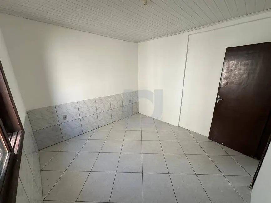 Foto 4 de Casa de Condomínio com 2 quartos à venda, 60m2 em Centro, Portao - RS