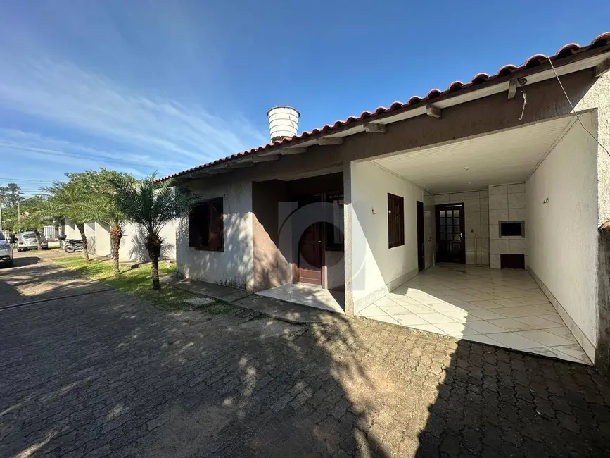 Foto 2 de Casa de Condomínio com 2 quartos à venda, 60m2 em Centro, Portao - RS