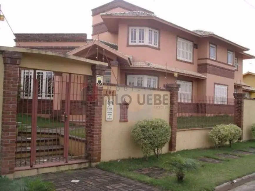 Foto 2 de Casa com 5 quartos à venda, 900m2 em Cristo Rei, Sao Leopoldo - RS