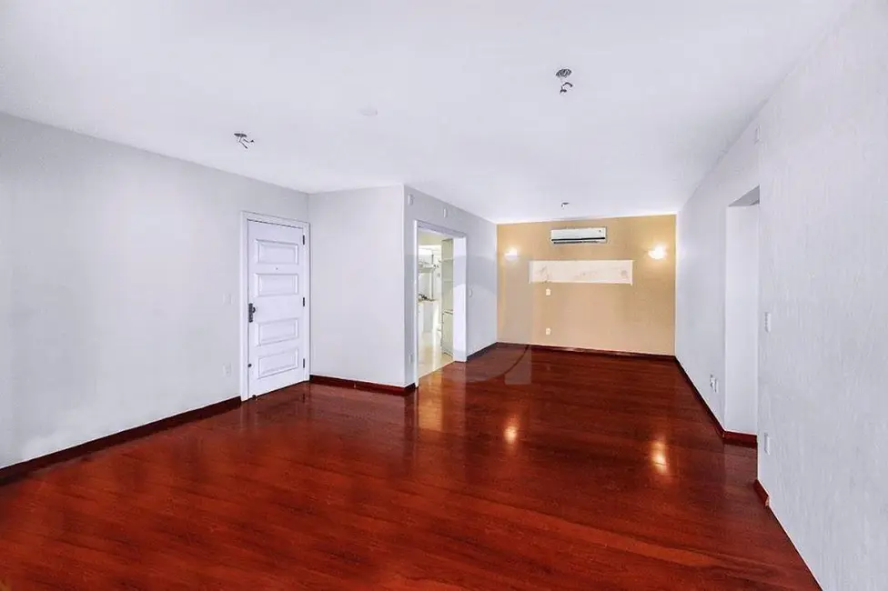 Foto 2 de Apartamento com 3 quartos à venda, 171m2 em Centro, Novo Hamburgo - RS