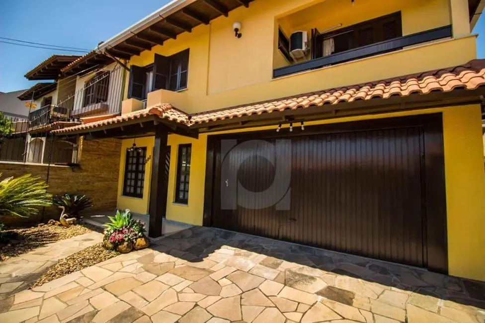 Foto 1 de Casa com 6 quartos à venda, 445m2 em Cristo Rei, Sao Leopoldo - RS