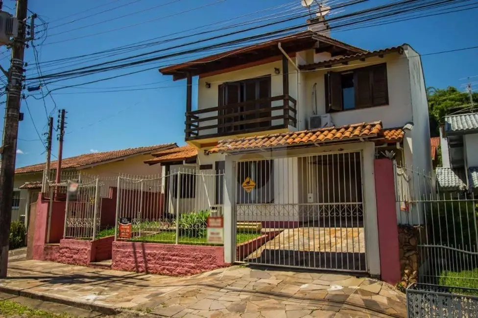 Foto 2 de Casa com 3 quartos à venda, 360m2 em Cristo Rei, Sao Leopoldo - RS