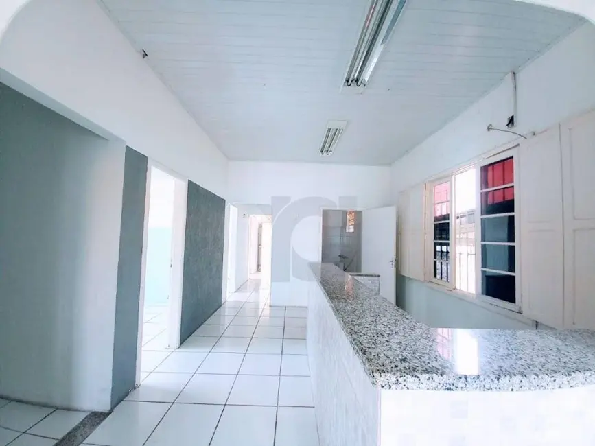 Casa à venda e para alugar, 325m2 em Centro, Sao Leopoldo - RS - imagem 5 Foto 5 de Casa à venda e para alugar, 325m2 em Centro, Sao Leopoldo - RS