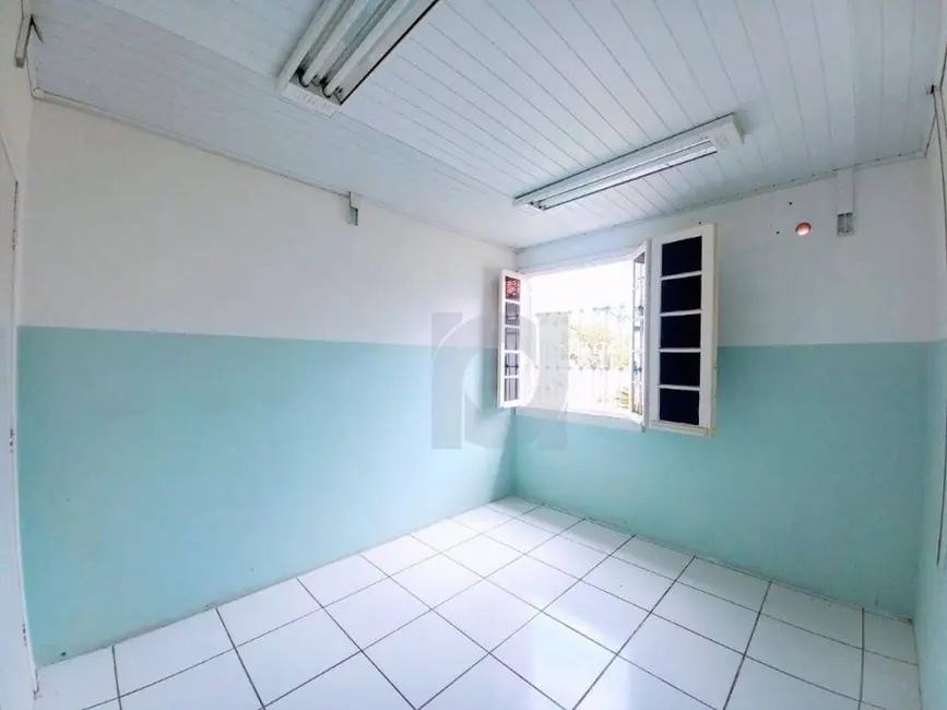 Casa à venda e para alugar, 325m2 em Centro, Sao Leopoldo - RS - imagem 9 Foto 9 de Casa à venda e para alugar, 325m2 em Centro, Sao Leopoldo - RS