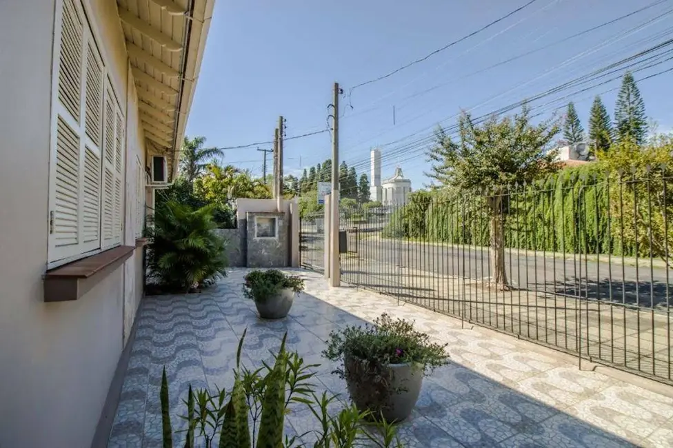 Foto 2 de Casa com 3 quartos à venda, 432m2 em Padre Reus, Sao Leopoldo - RS