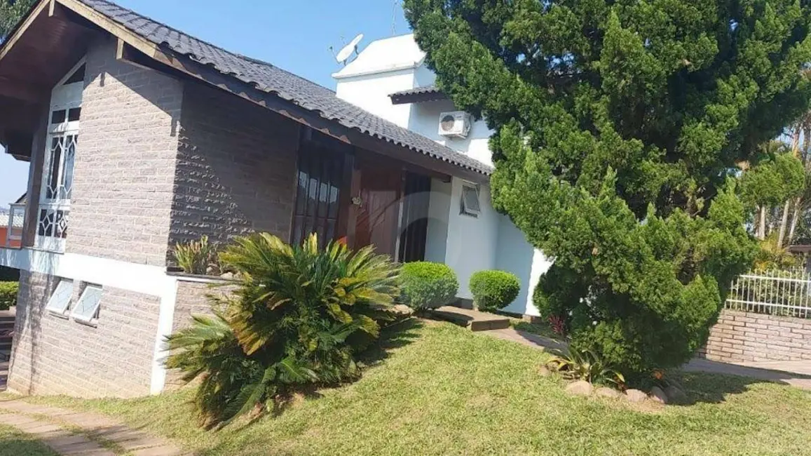 Foto 6 de Casa com 4 quartos à venda, 900m2 em Cristo Rei, Sao Leopoldo - RS