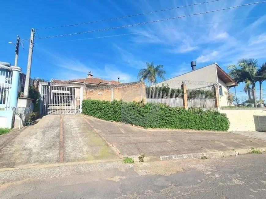 Foto 1 de Casa com 2 quartos à venda, 450m2 em Santo André, Sao Leopoldo - RS