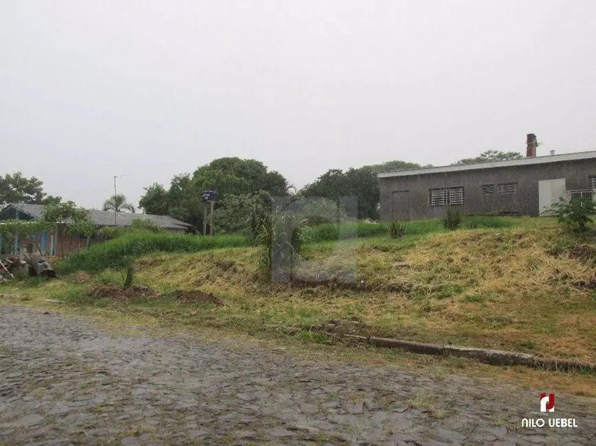 Foto 1 de Terreno / Lote à venda, 250m2 em Portao - RS