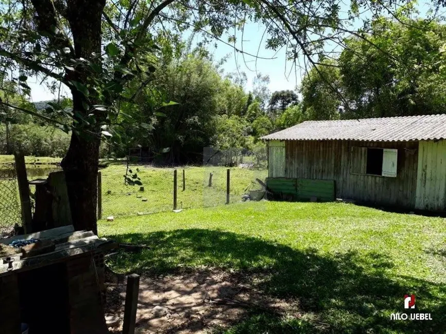 Foto 6 de Chácara com 3 quartos à venda, 200m2 em Capela De Santana - RS