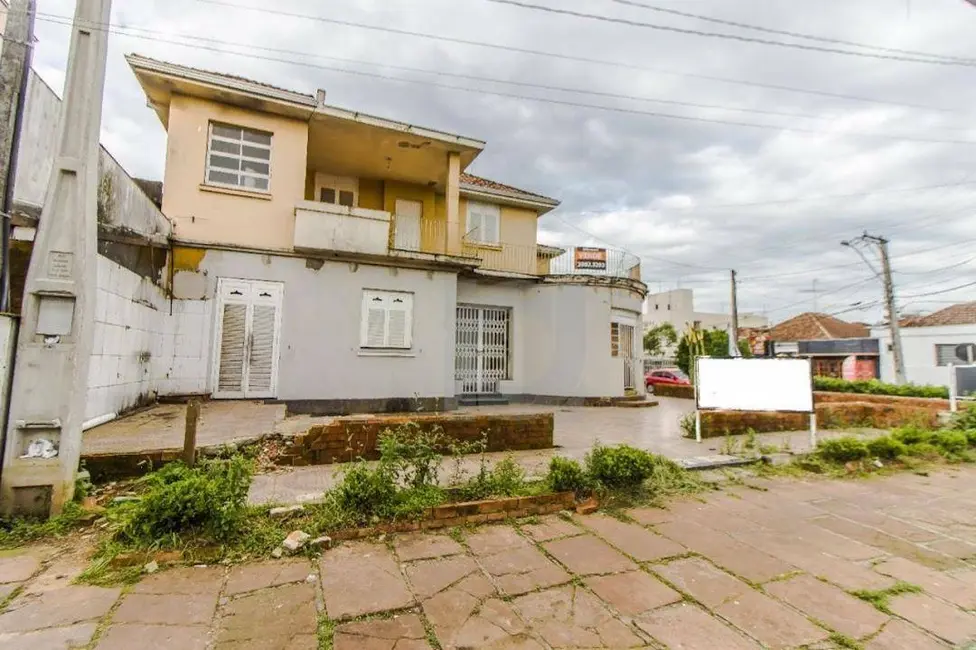 Foto 1 de Casa à venda, 465m2 em Rio Branco, Novo Hamburgo - RS