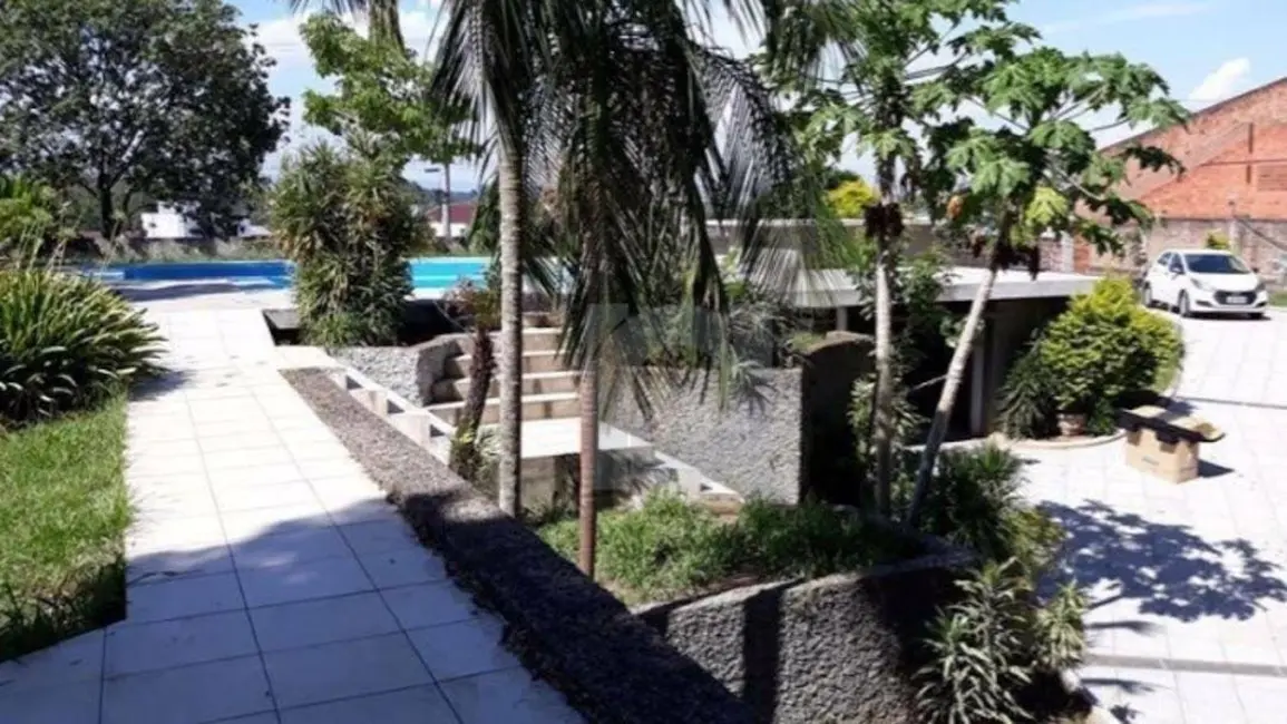 Casa à venda, 2500m2 em Centro, Portao - RS - imagem 9 Foto 9 de Casa à venda, 2500m2 em Centro, Portao - RS