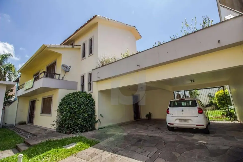 Foto 1 de Casa com 8 quartos à venda, 398m2 em Rio Branco, Sao Leopoldo - RS